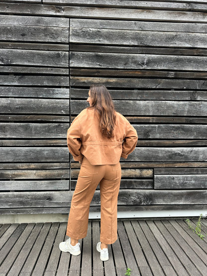 CORALIE — Patron PDF Pantalon droit à découpes Femme | Vévette