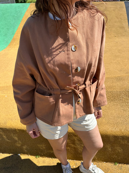 YÜNA — Patron  PDF veste à poches Femme | Vévette