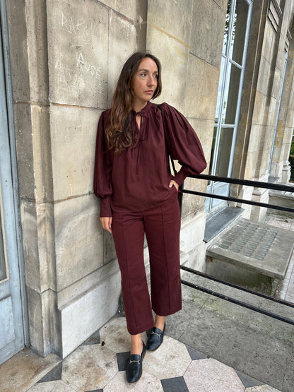 Patron de couture Hermance et Coralie - Blouse bohéme et pantalon à découpes, vue de face